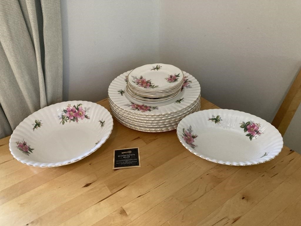 Royal Adderley Prairie Rose Plates/Serving Bowls