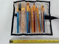 Paint Brush Organizer & Content