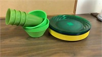Plastic glasses, bowls & plates