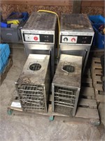 PALLET W/ 2 CRIMSCO CV-912 CONVECTION OVENS