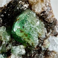 72 Gm Rare Superb Natural Emerald Specimen