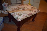 Small Foot Stool w/ Hinged Top