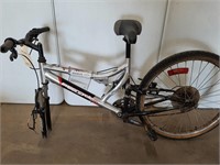 SUPERCYCLE THRILL SILVER MOUNTAIN BIKE (NO FRONT