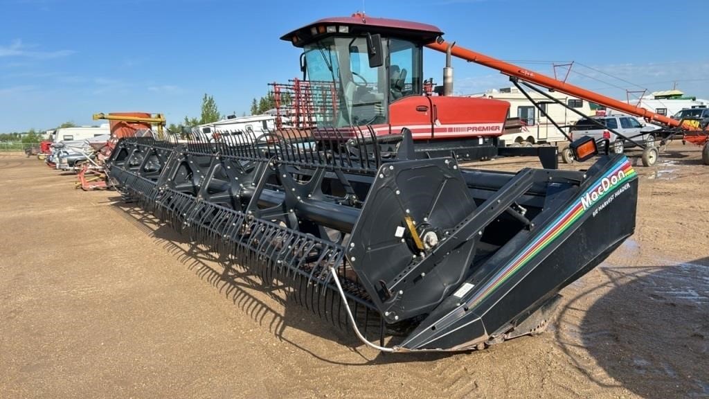 2006 Premier 2940  26' Swather