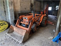 KUBOTA B9200 WITH FRONT LOADER AND BACKHOE 411 HRS
