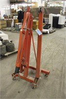 2-Ton Engine Lift