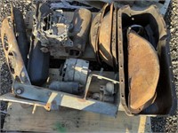 2 skids of miscellaneous car parts