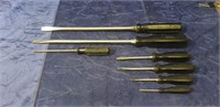 Tray Of (7) Screwdrivers (1 Marked Snap-On)