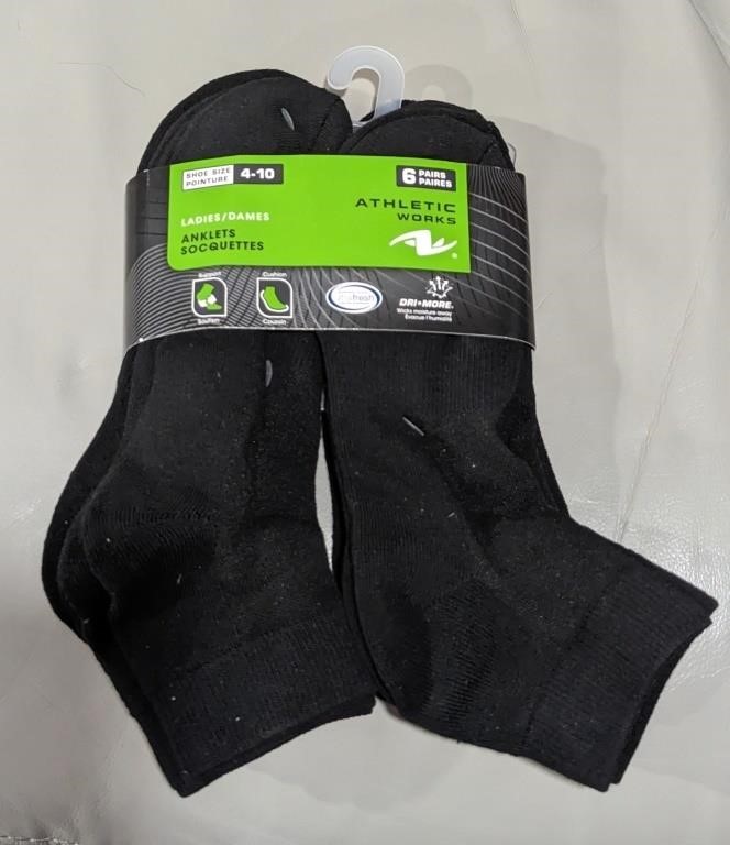 NEW Package of 6 Ladies Anklets Socks