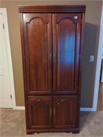 Entertainment or computer armoire 34w 21d 76h
