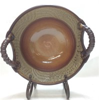 U-TURN HAND CRAFTED POTTERY BOWL