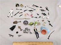 Vintage Hasbro/Kenner Star Wars guns/implements