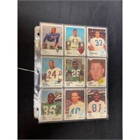(42)1961 Fleer Football Cards