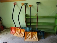 Snow shovels (5)