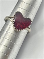 Sterling Poured Red Glass Heart Ring Sz 7 Tw 3.0g