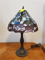 22” STAINED GLASS TIFFANY STYLE LAMP