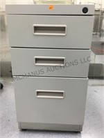 METAL 3 DRAWER FILE CABINET WITH CONTENTS