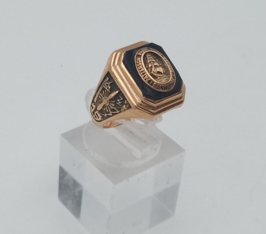 10K Yellow Gold School Ring