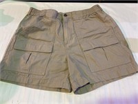 MENS SHORTS SIZE 36