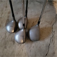 G306 Four golf clubs