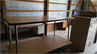 30"x60" school table with adjustible legs