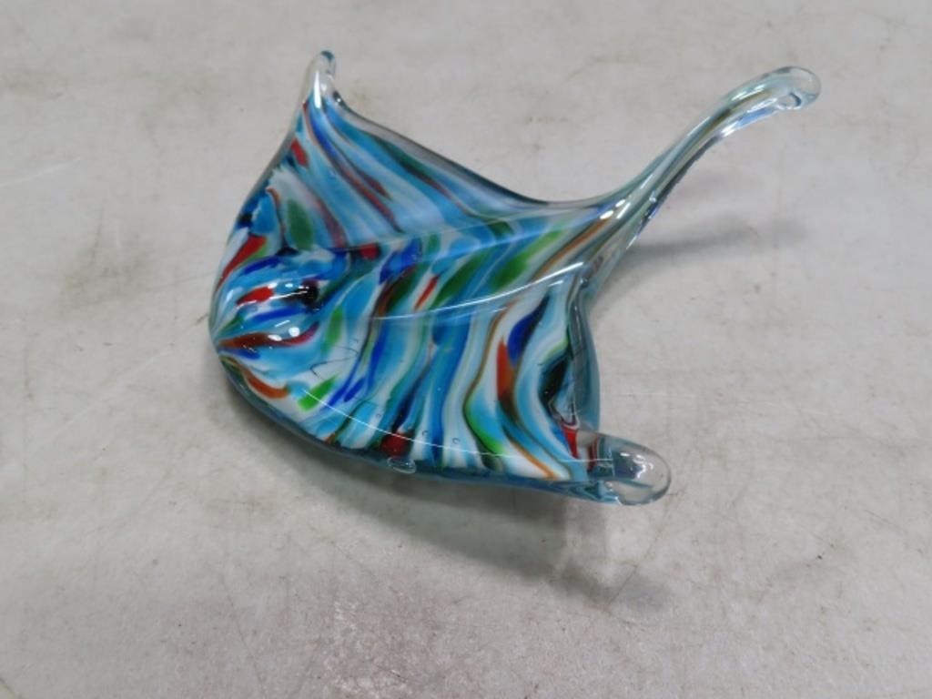 Art Glass 4" STINGRAY Figure