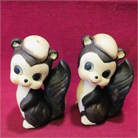 Pair Of Vintage Salt & Pepper Shakers