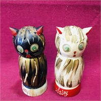 Painted Wooden Salt & Pepper Shakers (Vintage)