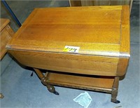 ANTIQUES OAK WOOD TEA CART OR DROP LEAF SMALL