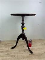 Small accent table