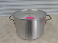 20 quart stainless stock pot with basket and lid