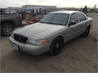 2009 Ford Crown Victoria Car