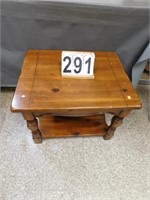 End Table 21"T X28"W