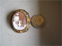Ladies, old Cameo pin-3D style, raised