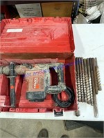 Hilti TE75 Hammer/Chipping Drill & Assorted Bits a