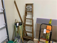 6ft Wood Ladder