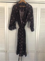 VINTAGE SADDLEBRED ROBE LARGE