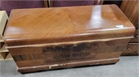 LANE WOOD CEDAR CHEST