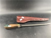 Filet knife with pakkawood scales and leather shea