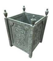 CLASSICAL STYLE METAL GARDEN PLANTER