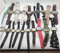 Bag Of Misc. Watches Incl. Bonetto & Alistare