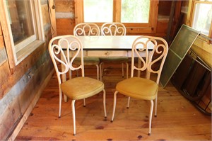Enamel Farmhouse Table & Chairs