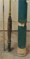 antique fishing pole/case - pole is in good shape
