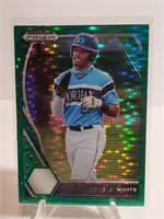 2021 Panini Prizm Green Pulsar T.J. White