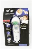 Braun No Touch Forehead Thermometer  6.4oz