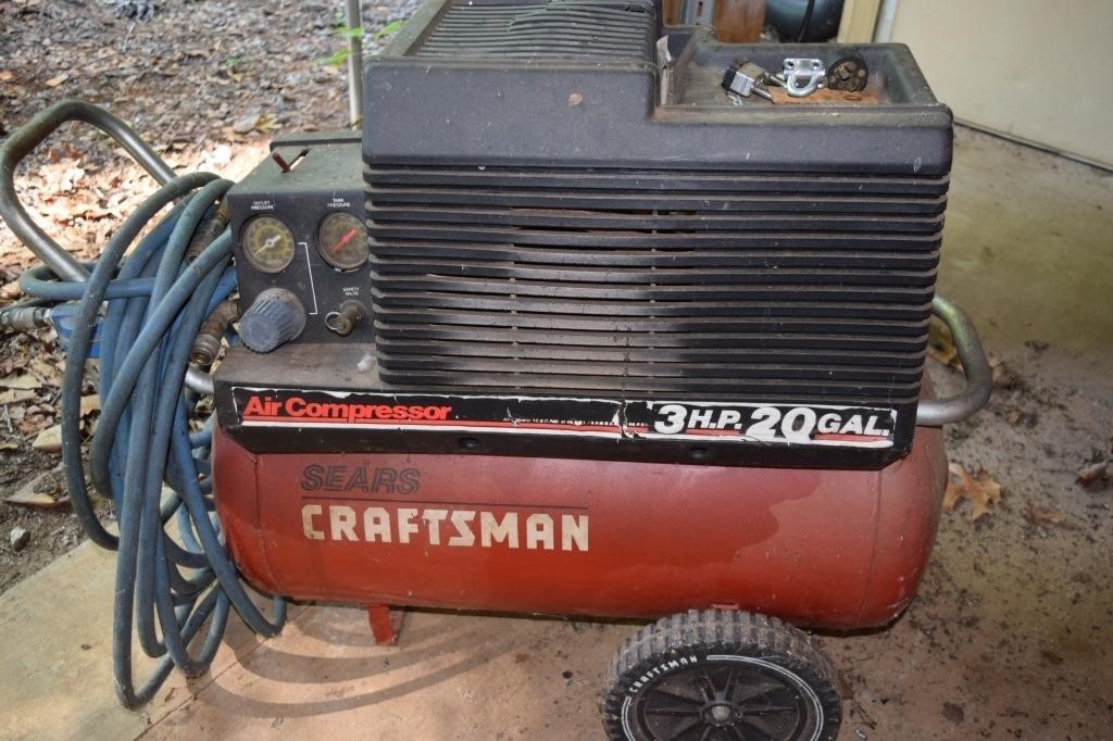 Craftsman 20 gal Air Compressor (needs work)