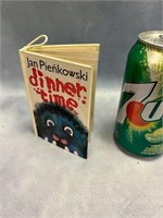 DINNER TIME POP UP BOOK BY PIENKOWSKI 1981