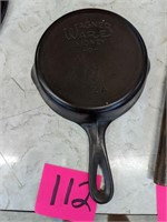 Wagner 2A Cast Iron Skillet