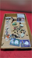 Big lot of star wars cards and miniatures