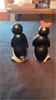 3.5" Adv Penquin Salt and Pepper Shakers.